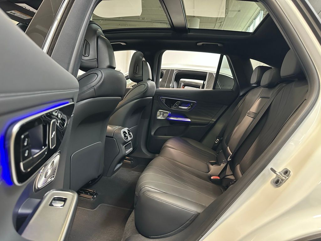 2026 Mercedes-Benz GLC Base - Photo 13