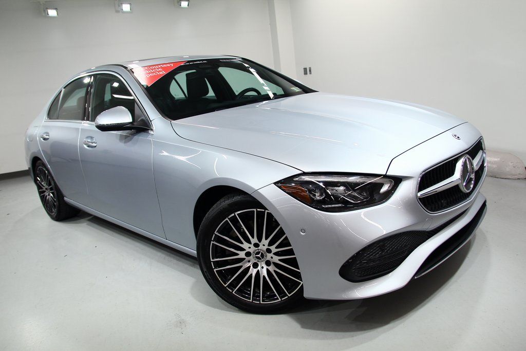 2025 Mercedes-Benz C-Class Sedan C 300 - Photo 10