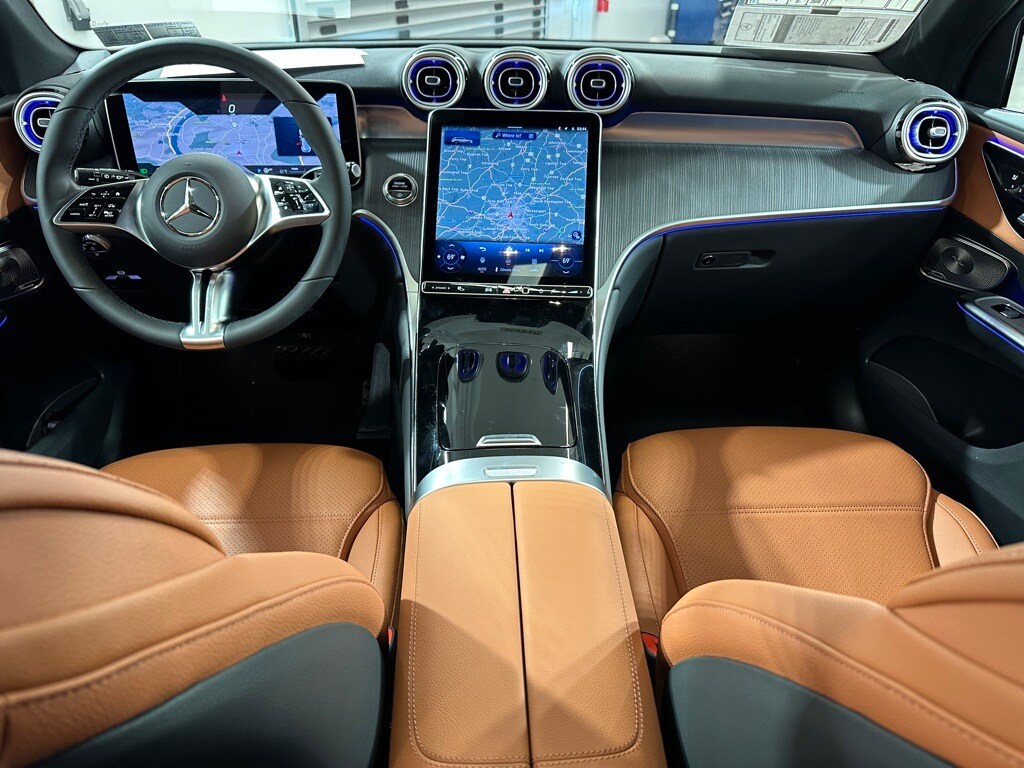 2026 Mercedes Benz GLC 300 4MATIC photo 4