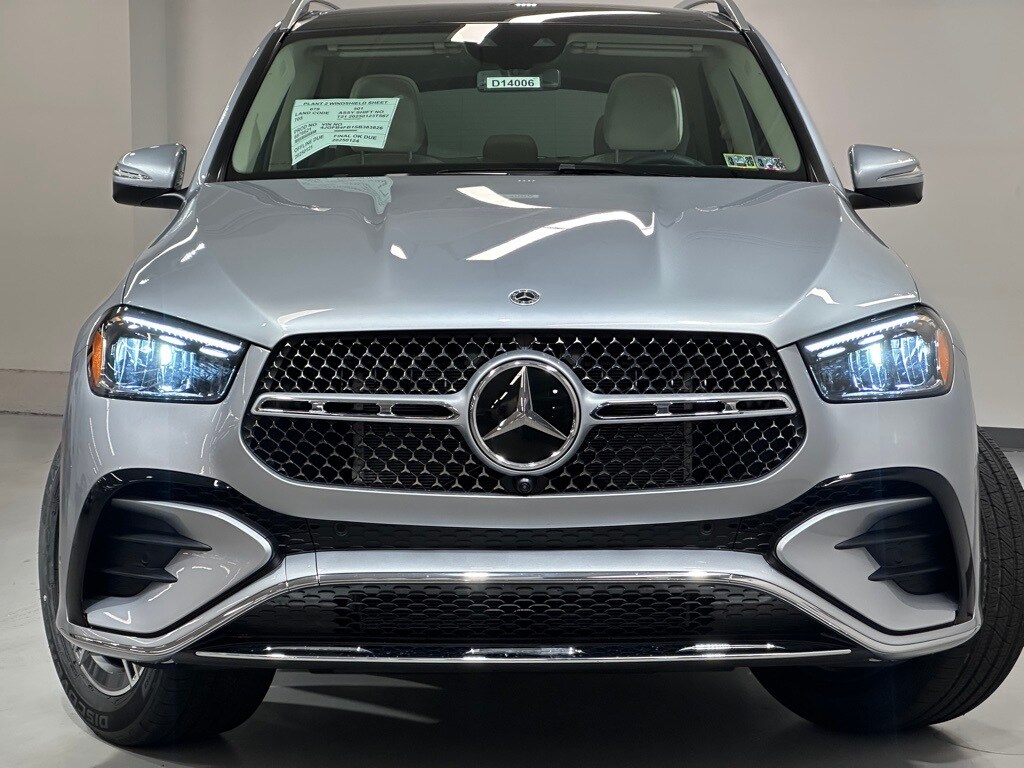 2025 Mercedes Benz GLE 350 4MATIC photo 3