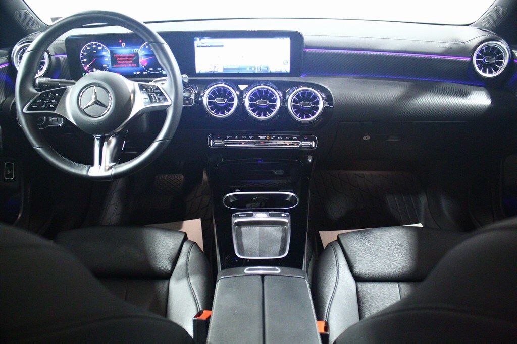 2025 Mercedes Benz CLA 250 4MATIC photo 4