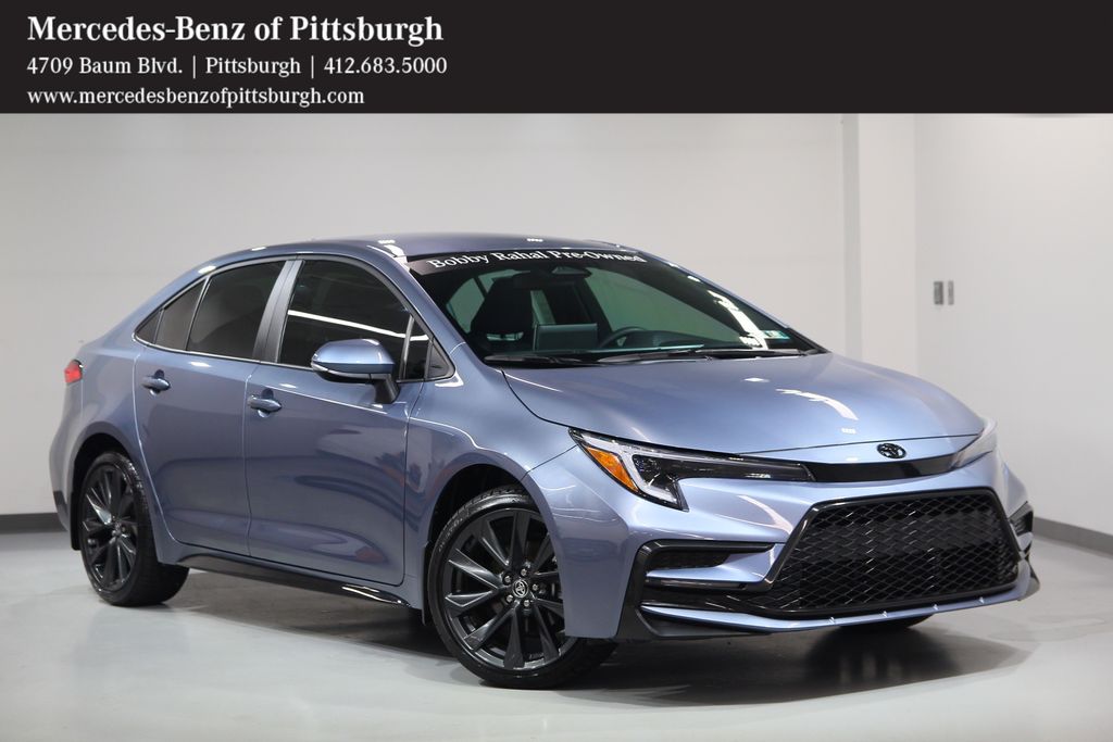 2026 Toyota Corolla SE CVT's photo
