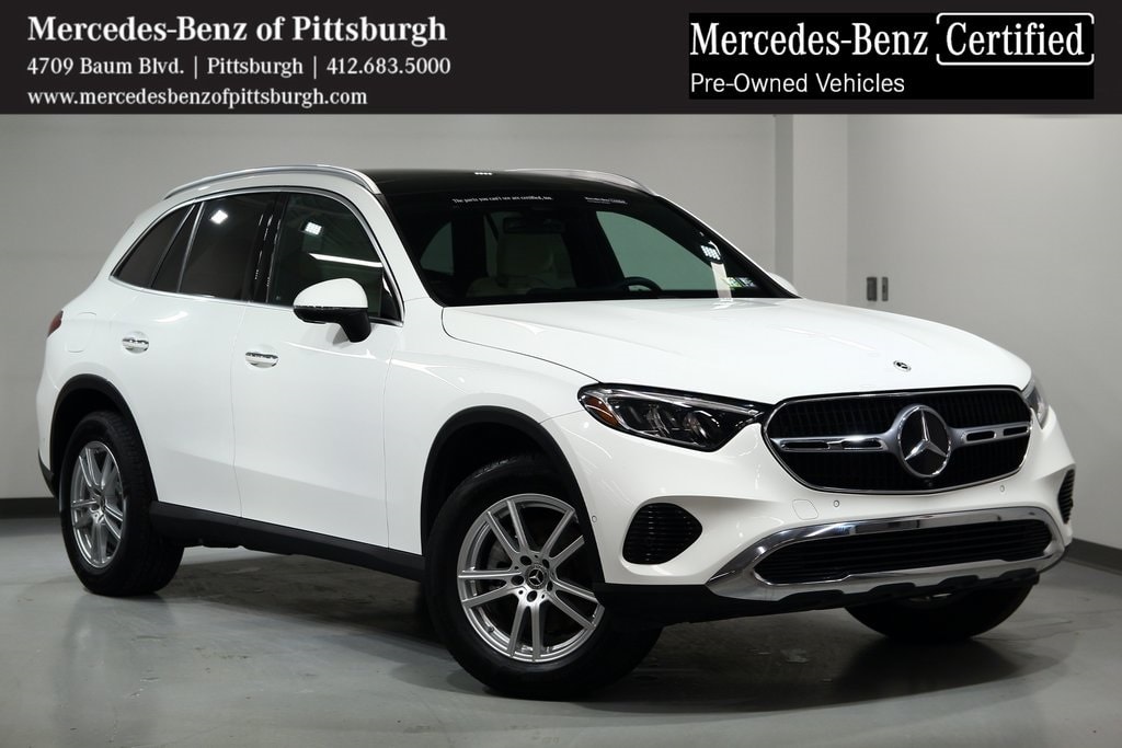 2023 Mercedes-Benz GLC GLC 300's photo