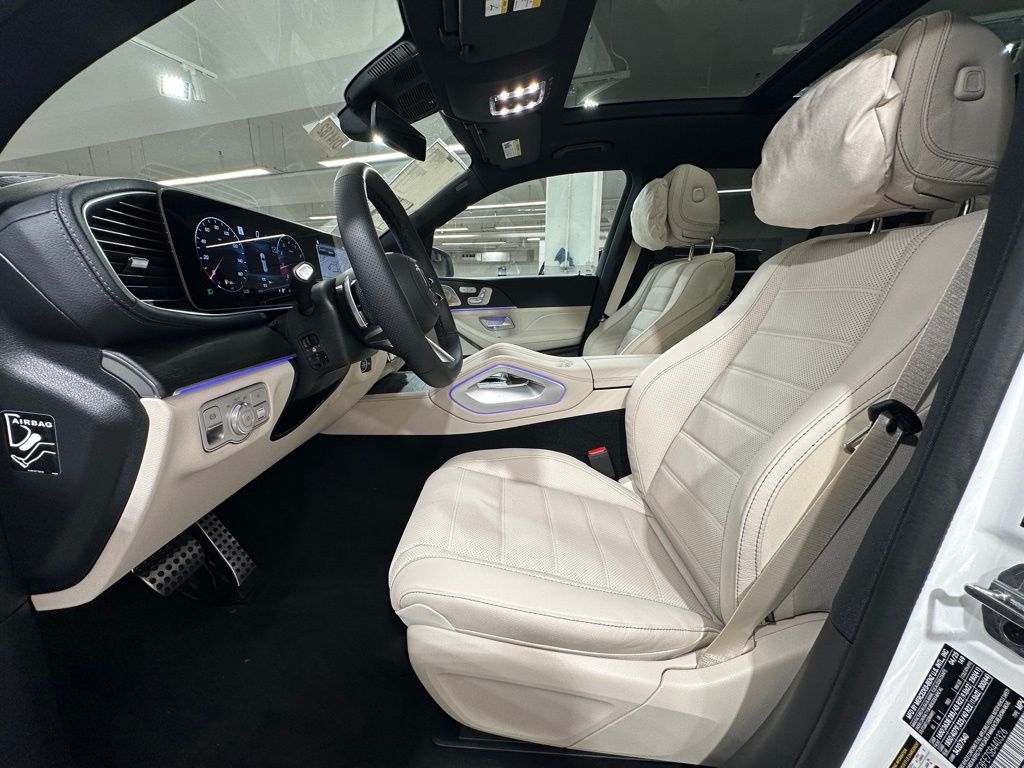 2025 Mercedes-Benz GLS Base - Photo 12