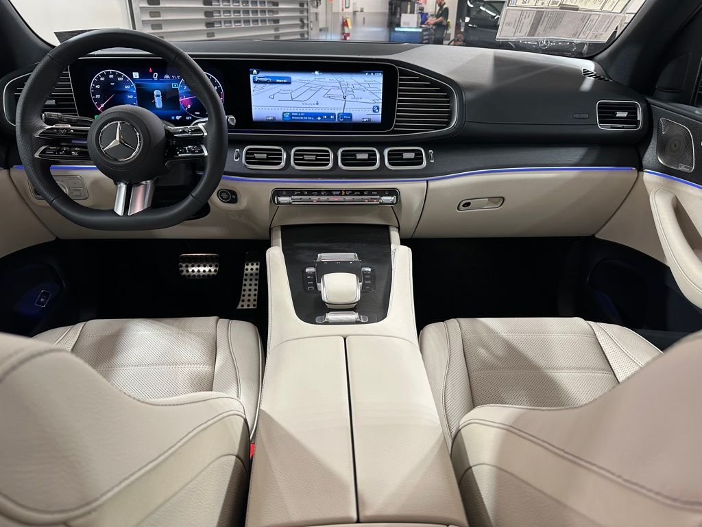 2025 Mercedes-Benz GLS Base - Photo 11