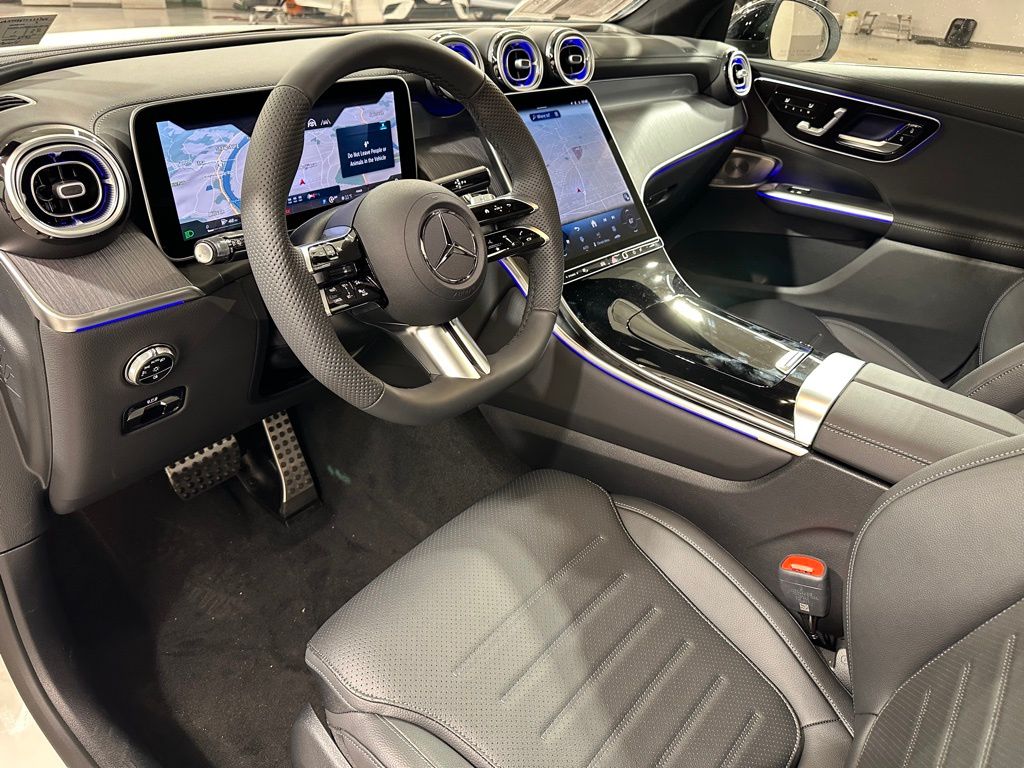 2026 Mercedes-Benz GLC Base - Photo 5