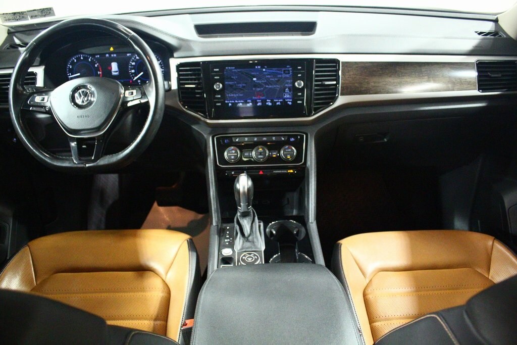 2018 Volkswagen Atlas SEL Premium photo 4