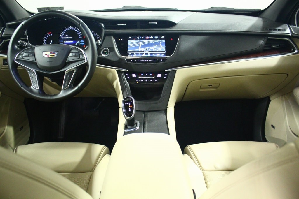 2018 Cadillac XT5 Premium Luxury photo 4