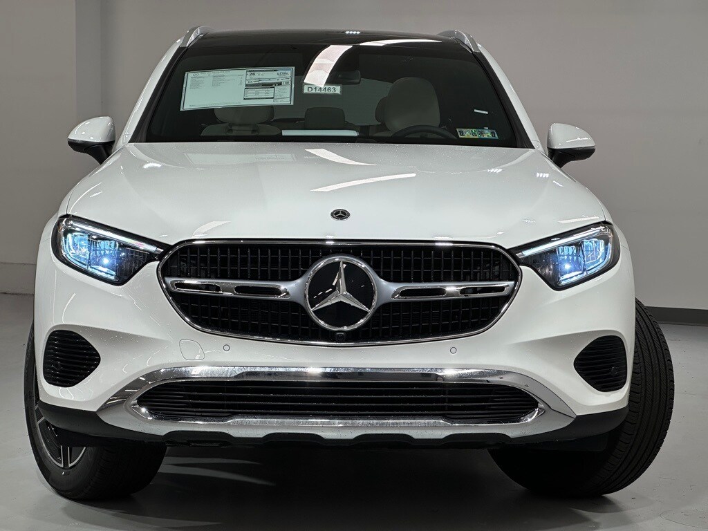 2026 Mercedes Benz GLC 300 4MATIC photo 3