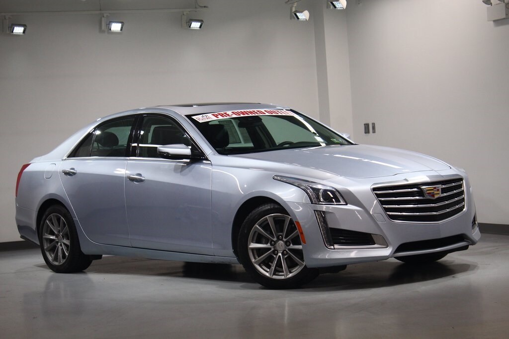 2018 Cadillac CTS Luxury photo 2