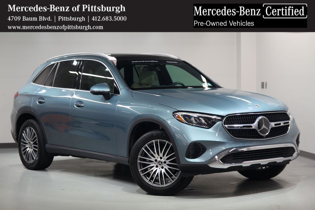 2025 Mercedes-Benz GLC Base