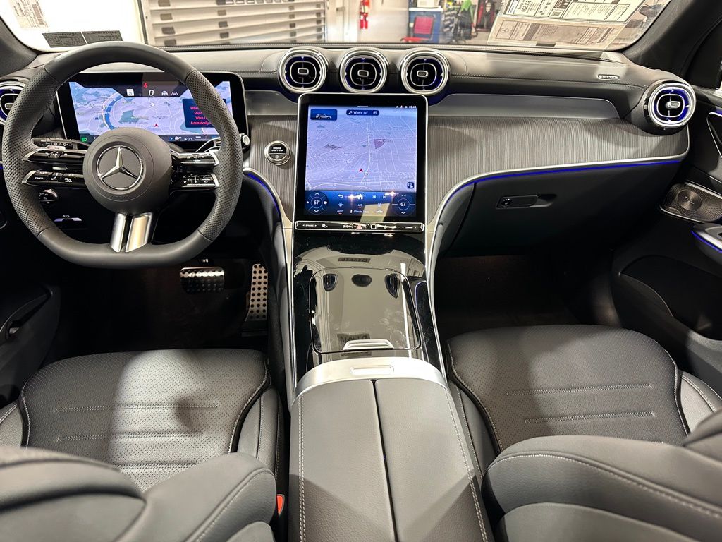 2026 Mercedes-Benz GLC Base - Photo 4