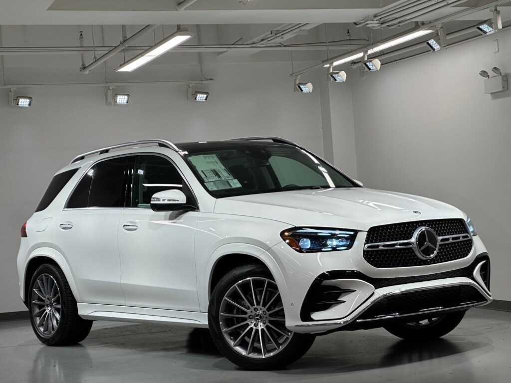 2026 Mercedes Benz GLE 450 4MATIC photo 2