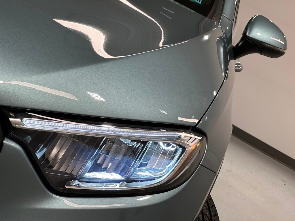 2026 Mercedes Benz GLC 300 4MATIC photo 4