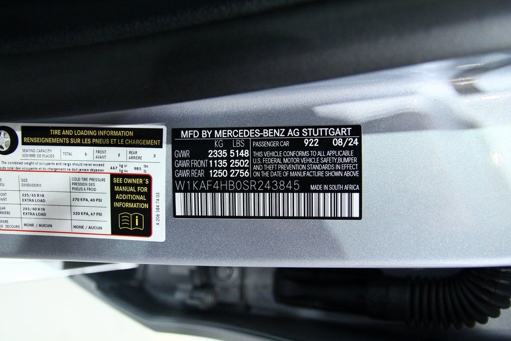 2025 Mercedes-Benz C-Class Sedan C 300 - Photo 23