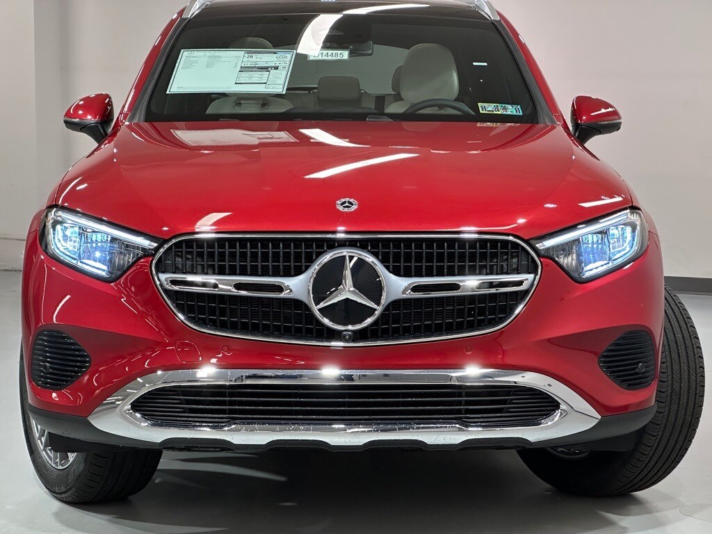 2026 Mercedes Benz GLC 300 4MATIC photo 3