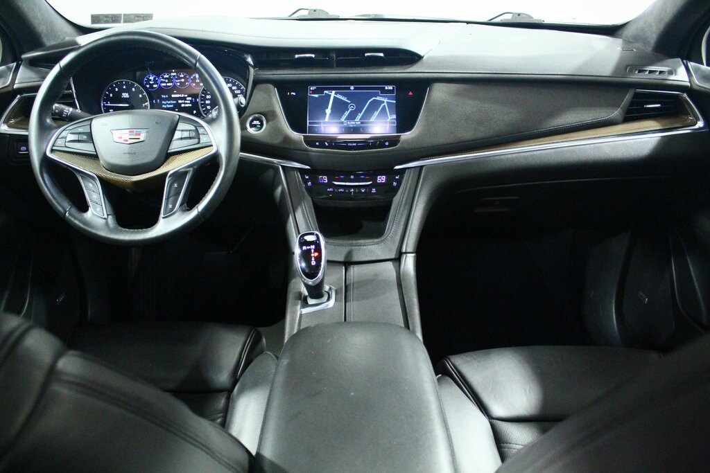 2017 Cadillac XT5 Platinum photo 4