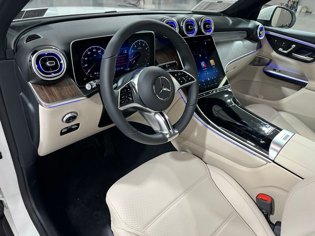 2026 Mercedes-Benz GLC Base