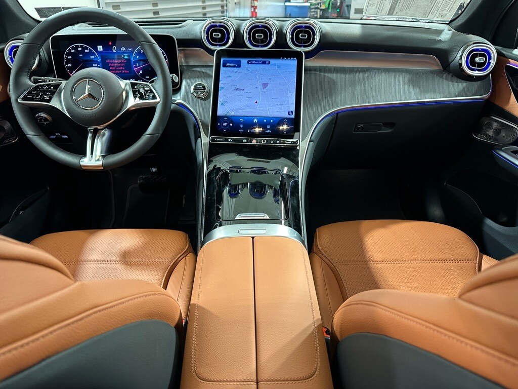 2026 Mercedes Benz GLC 300 4MATIC photo 3