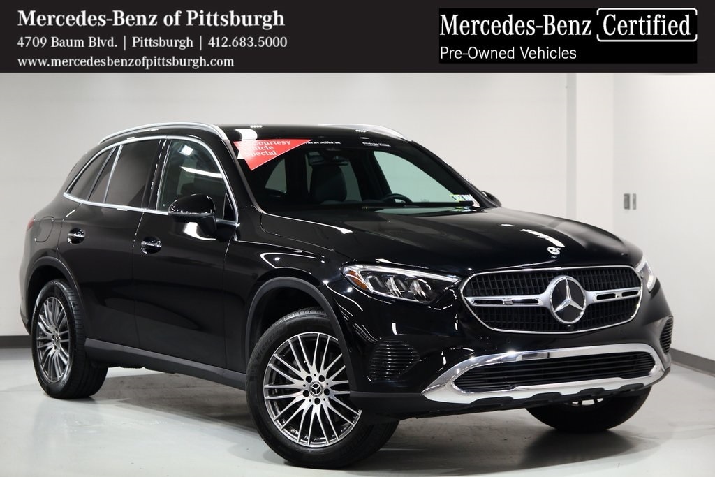2025 Mercedes-Benz GLC Base's photo