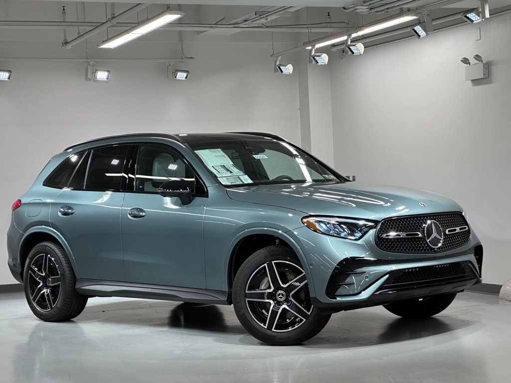 New 2026 Mercedes-Benz GLC 300  SUV