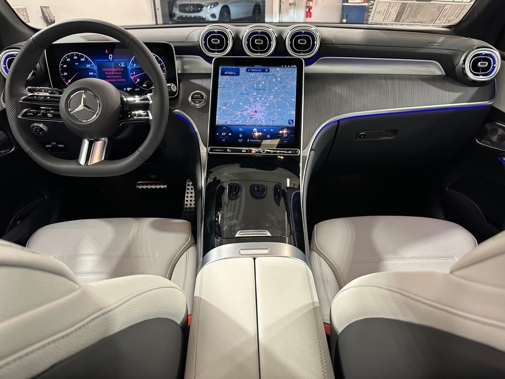 2026 Mercedes Benz GLC 300 4MATIC photo 4