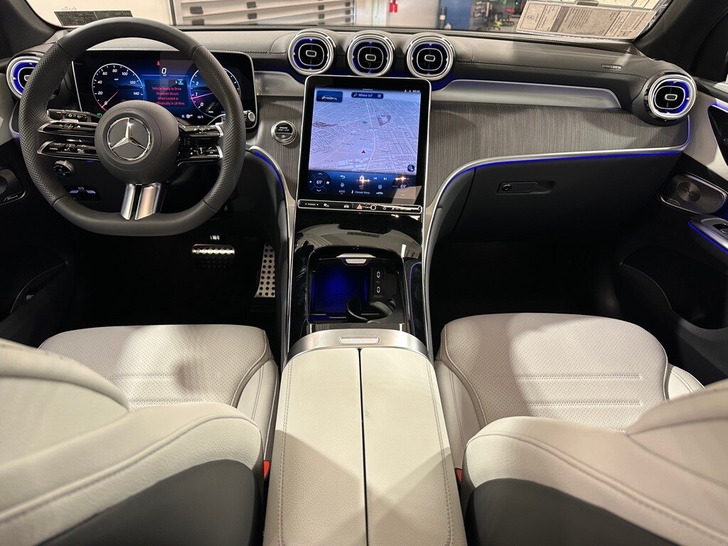 2026 Mercedes Benz GLC 300 4MATIC photo 4