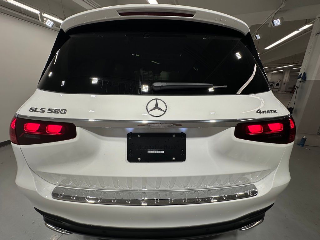 2025 Mercedes-Benz GLS Base - Photo 9