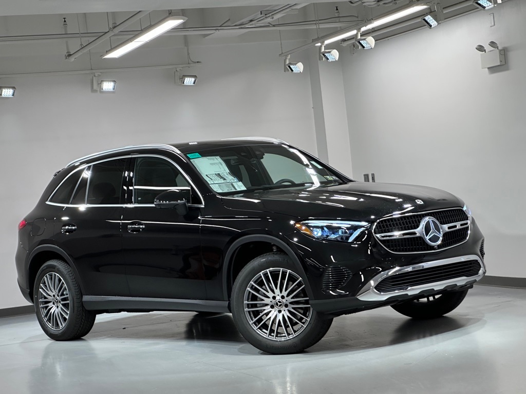 New 2026 Mercedes-Benz GLC 300 SUV