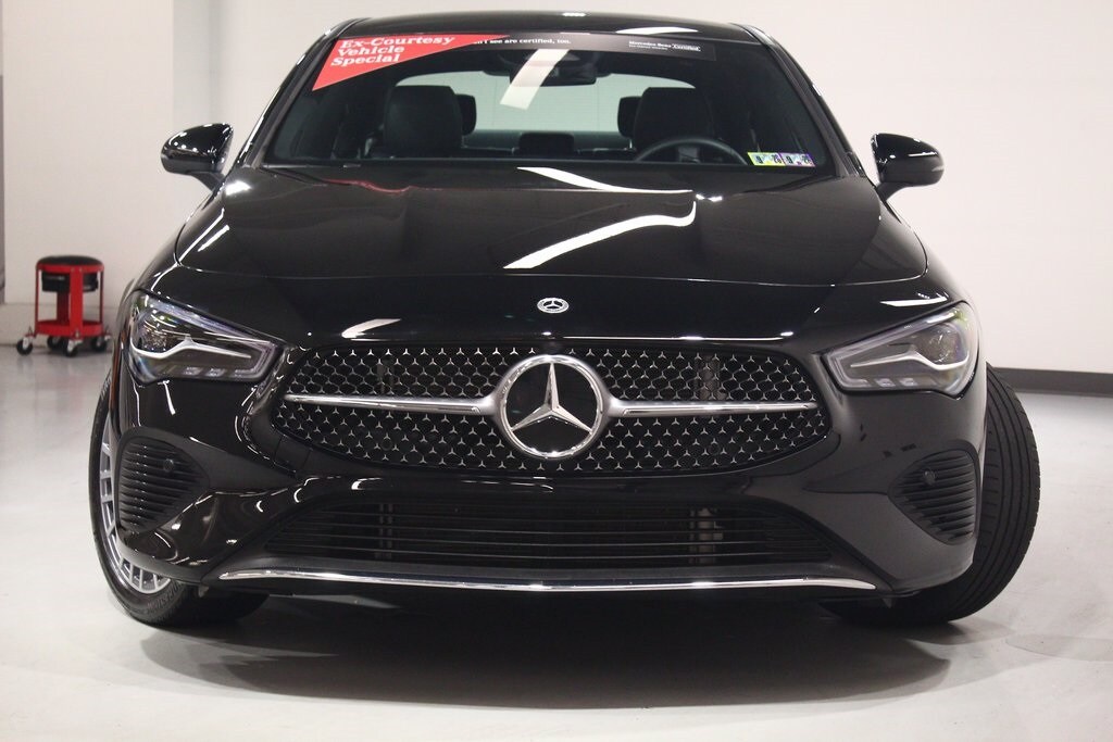 2025 Mercedes Benz CLA 250 4MATIC photo 3