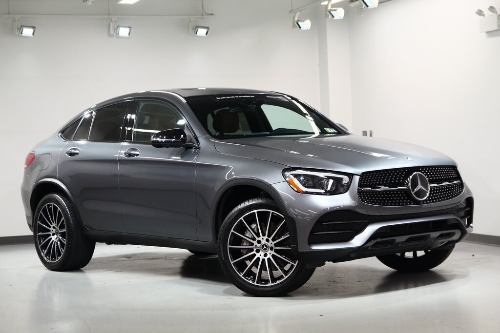 2022 Mercedes Benz GLC 300 Coupe photo 2