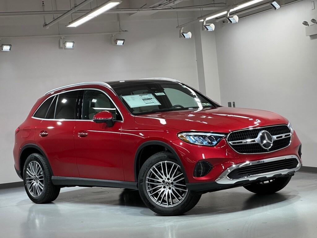 2026 Mercedes Benz GLC 300 4MATIC photo 2
