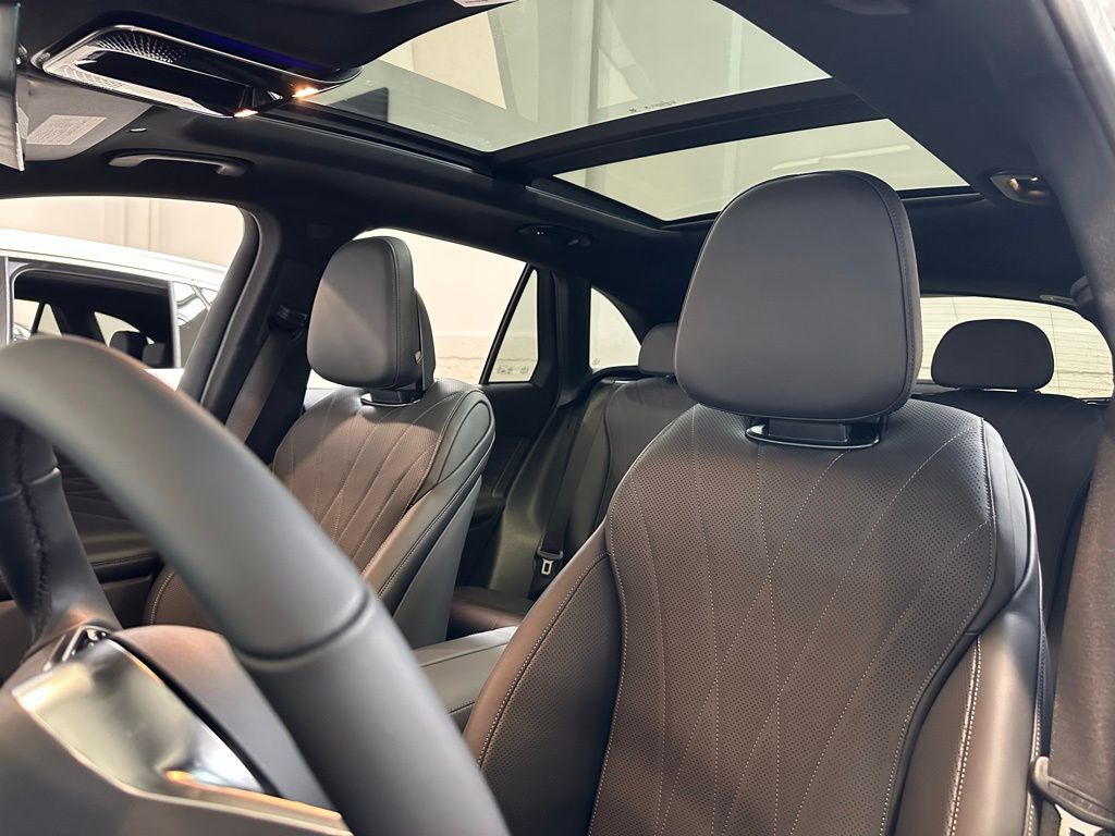 2026 Mercedes-Benz GLC Base - Photo 16
