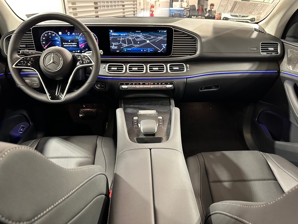 2026 Mercedes Benz GLE 450 4MATIC photo 4