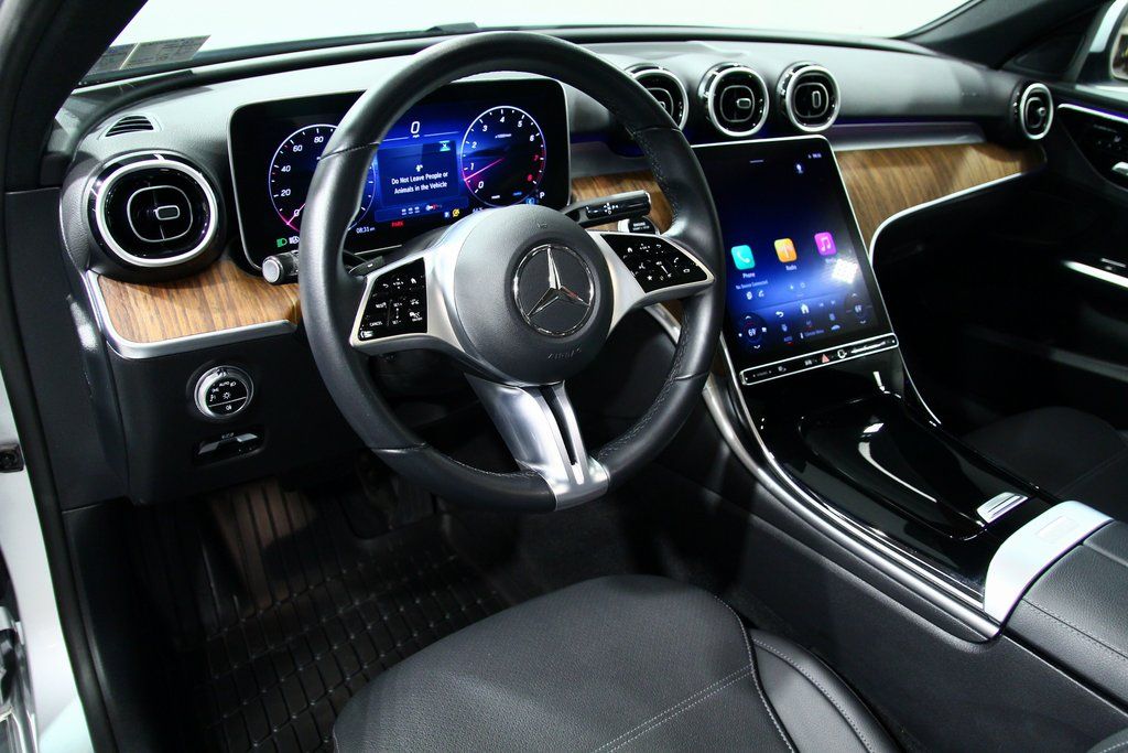2025 Mercedes-Benz C-Class Sedan C 300 - Photo 6