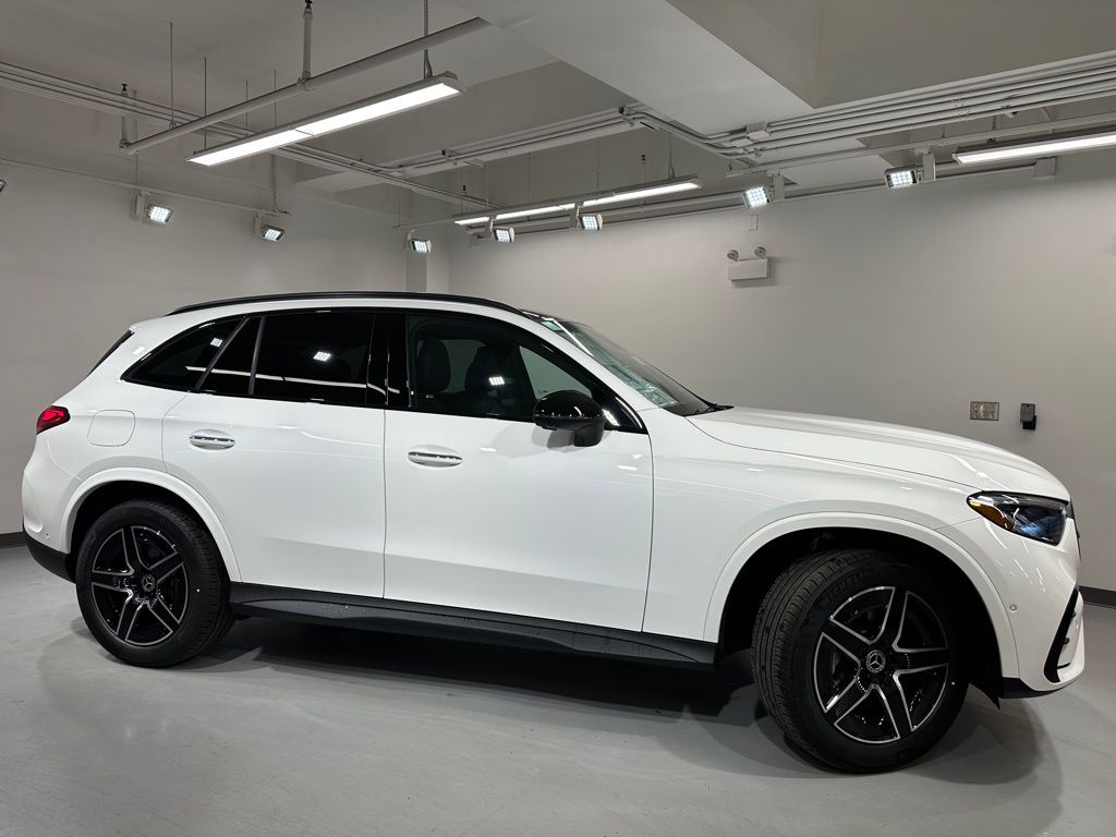 2026 Mercedes-Benz GLC Base - Photo 10