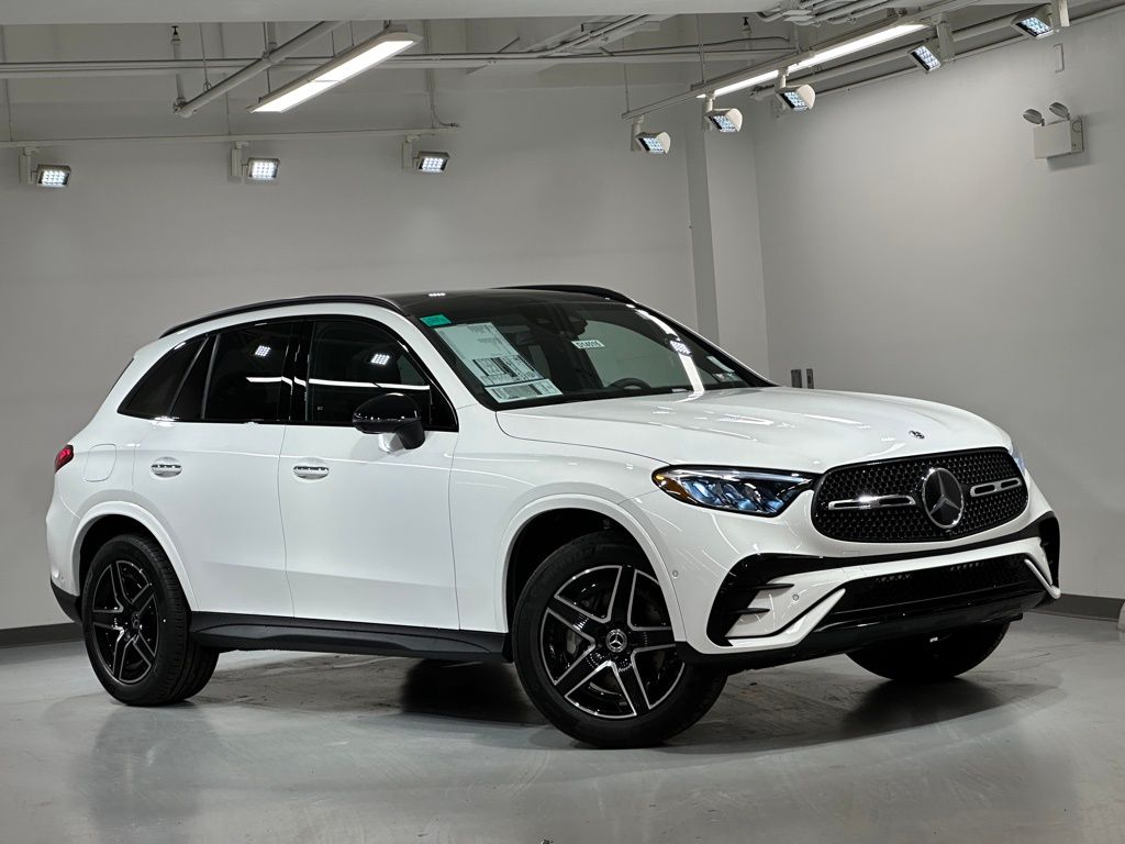 2026 Mercedes-Benz GLC Base - Photo 2