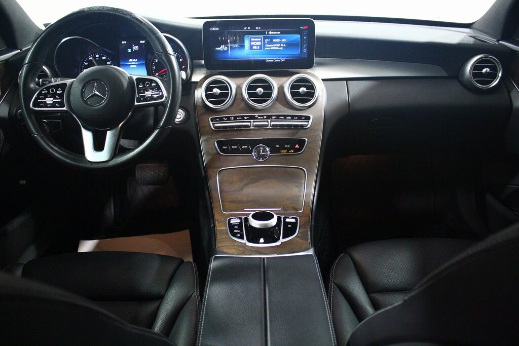 2019 Mercedes Benz C 300 photo 4