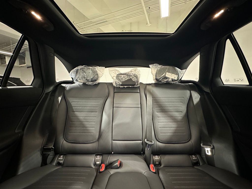 2026 Mercedes-Benz GLC Base - Photo 16
