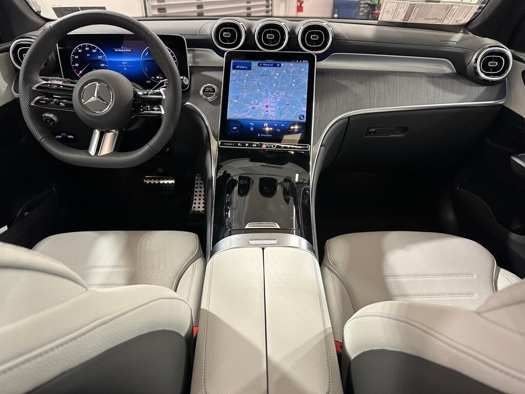 2026 Mercedes Benz GLC 350e 4MATIC photo 4