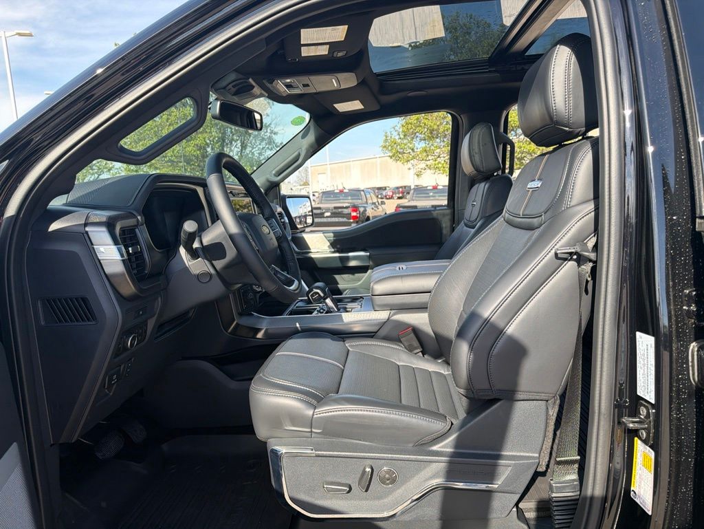 2025 Ford F-150 Platinum - Photo 7