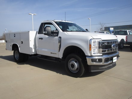 2023 Ford F-350SD XL Chassis