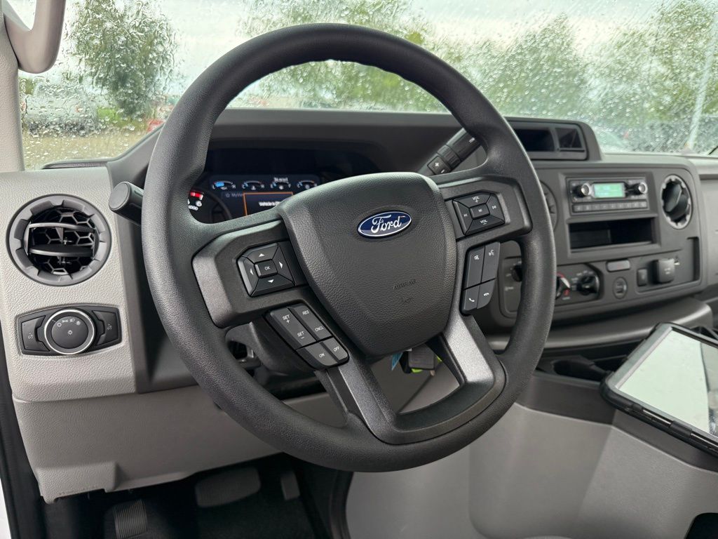 2026 Ford E-Series Cutaway Base - Photo 21