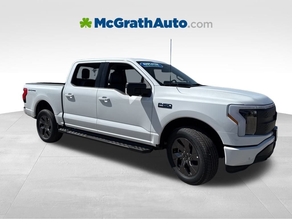 2025 Ford F-150 Lightning Flash's photo