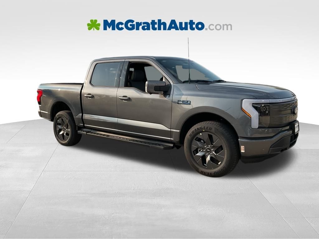 2025 Ford F-150 Lightning Lariat's photo