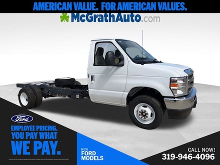 2026 Ford E-450SD Base Cab/Chassis