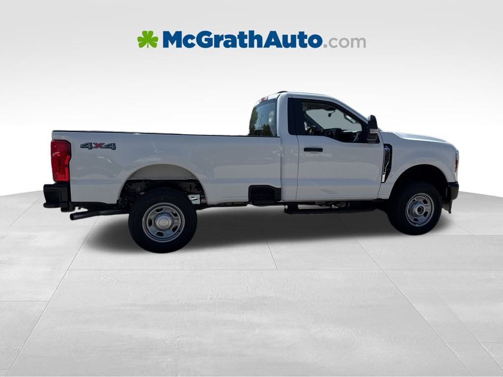 2025 Ford F-350 photo 3