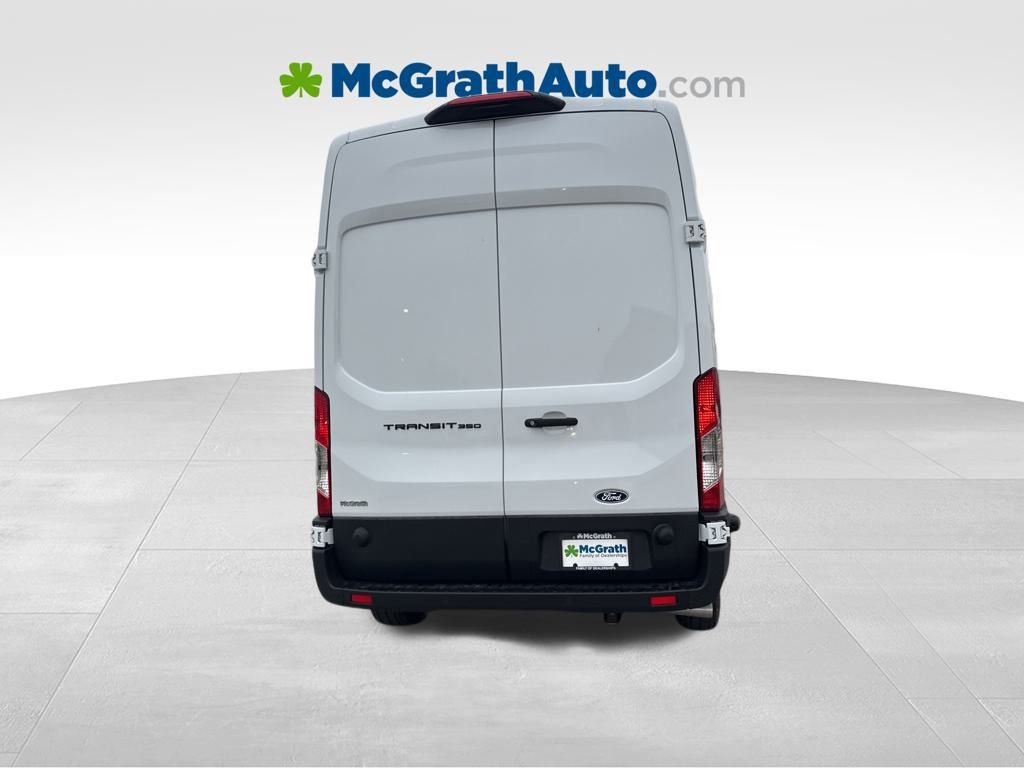 2026 Ford Transit photo 4