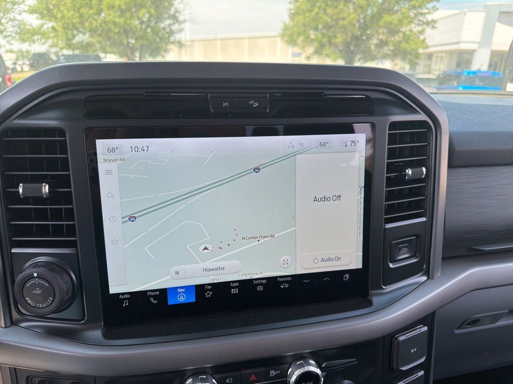 2025 Ford F-150 XLT - Photo 12