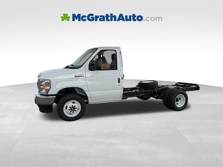 2026 Ford E-350SD Base Cab/Chassis